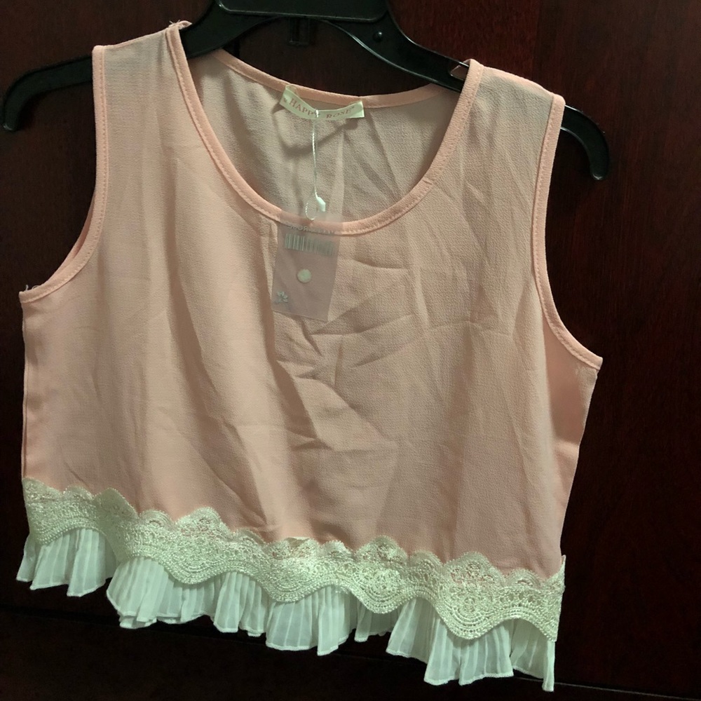 Cropped pink tank top